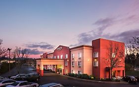 Doubletree by Hilton Beaverton